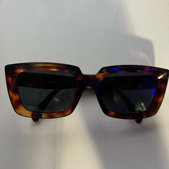 CÉLINE sunglasses - Picture 7 of 11